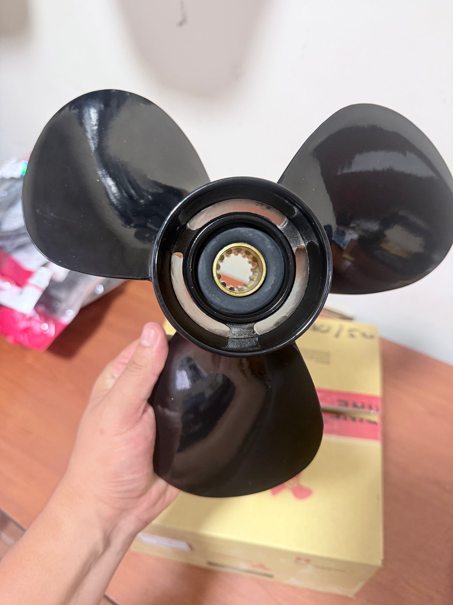 Propela para  TOHATSU 40/50Hp (11.1 x 13)